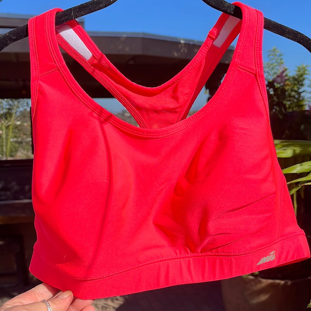Sports bra. Hot pink/orangish